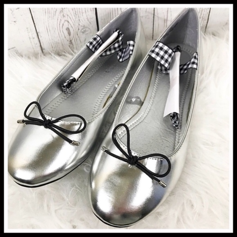 MADDEN GIRL SILVER RIBBON LACE UP BALLET FLATS A3C - Picture 6 of 8